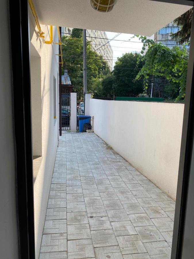 Casa Ayan Hostel Bucharest Luaran gambar